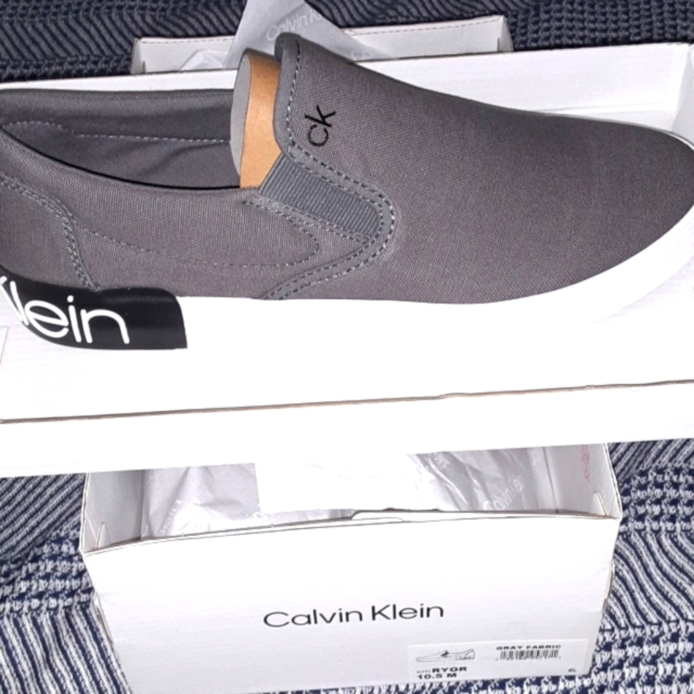 Calvin Klein Ryor Canvas Slip On Sneakers.Brand New In Original Box